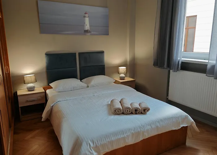 Apartament Historic Centre 3 *